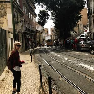 Meet your Posher, Laura